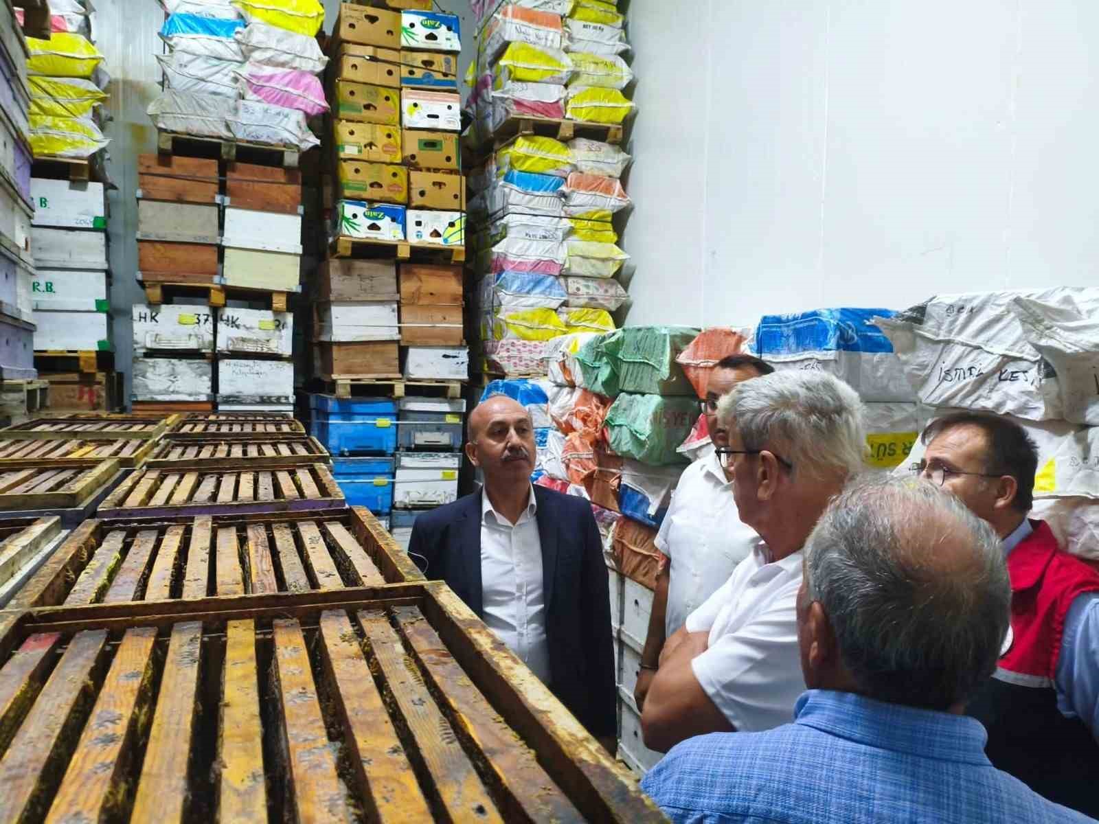 HAVRAN’DA ARI ÜRÜNLERİNİN MUHAFAZASI DEĞERLENDİRİLDİ