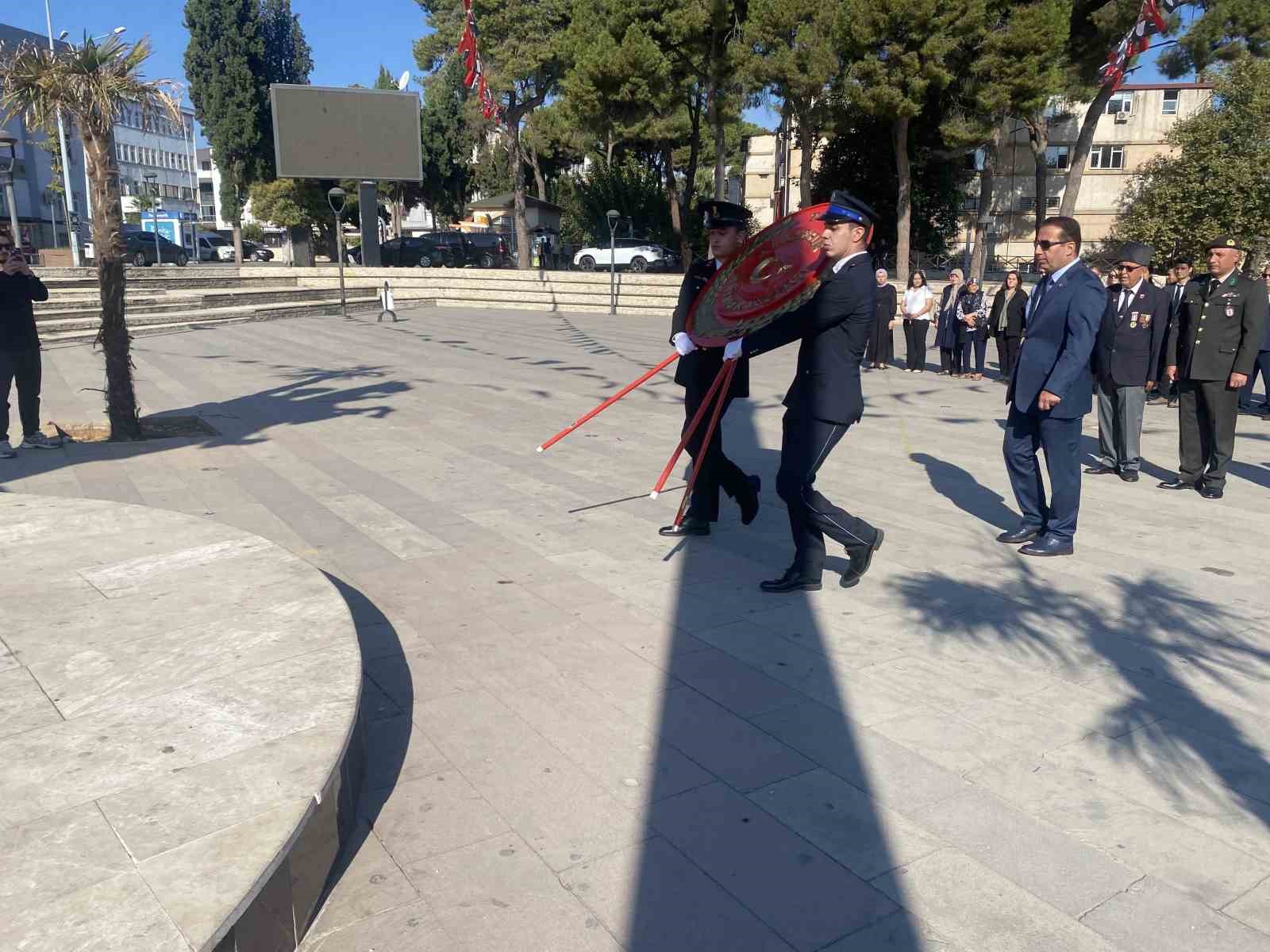 ALAŞEHİR’DE GAZİLER GÜNÜ TÖRENLE KUTLANDI