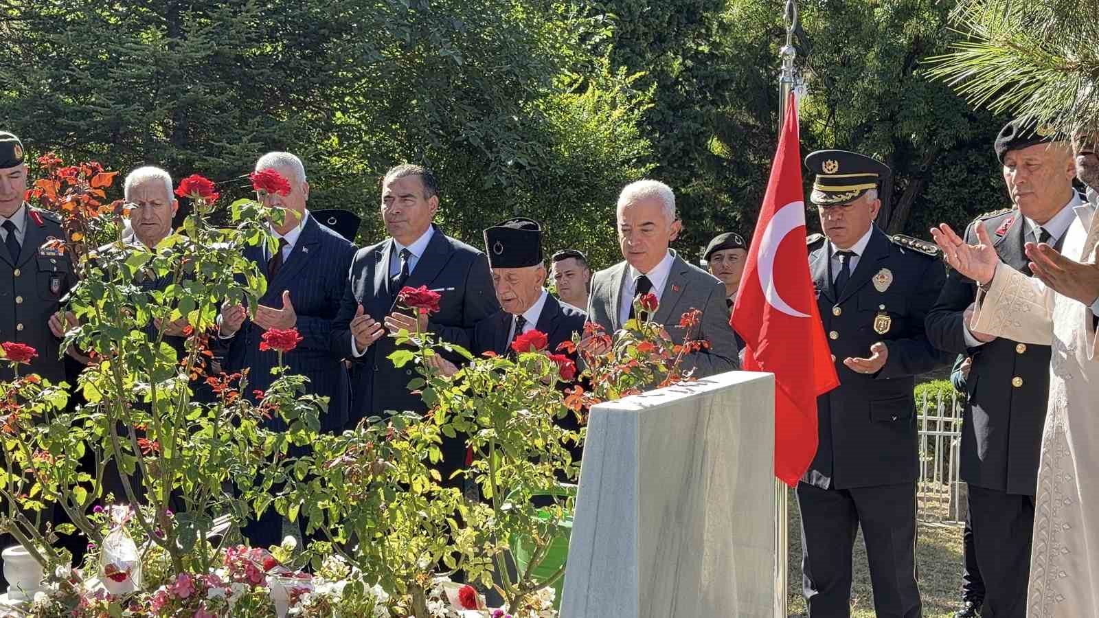 KIRKLARELİ’NDE 19 EYLÜL GAZİLER GÜNÜ DÜZENLENEN TÖRENLE ANILDI