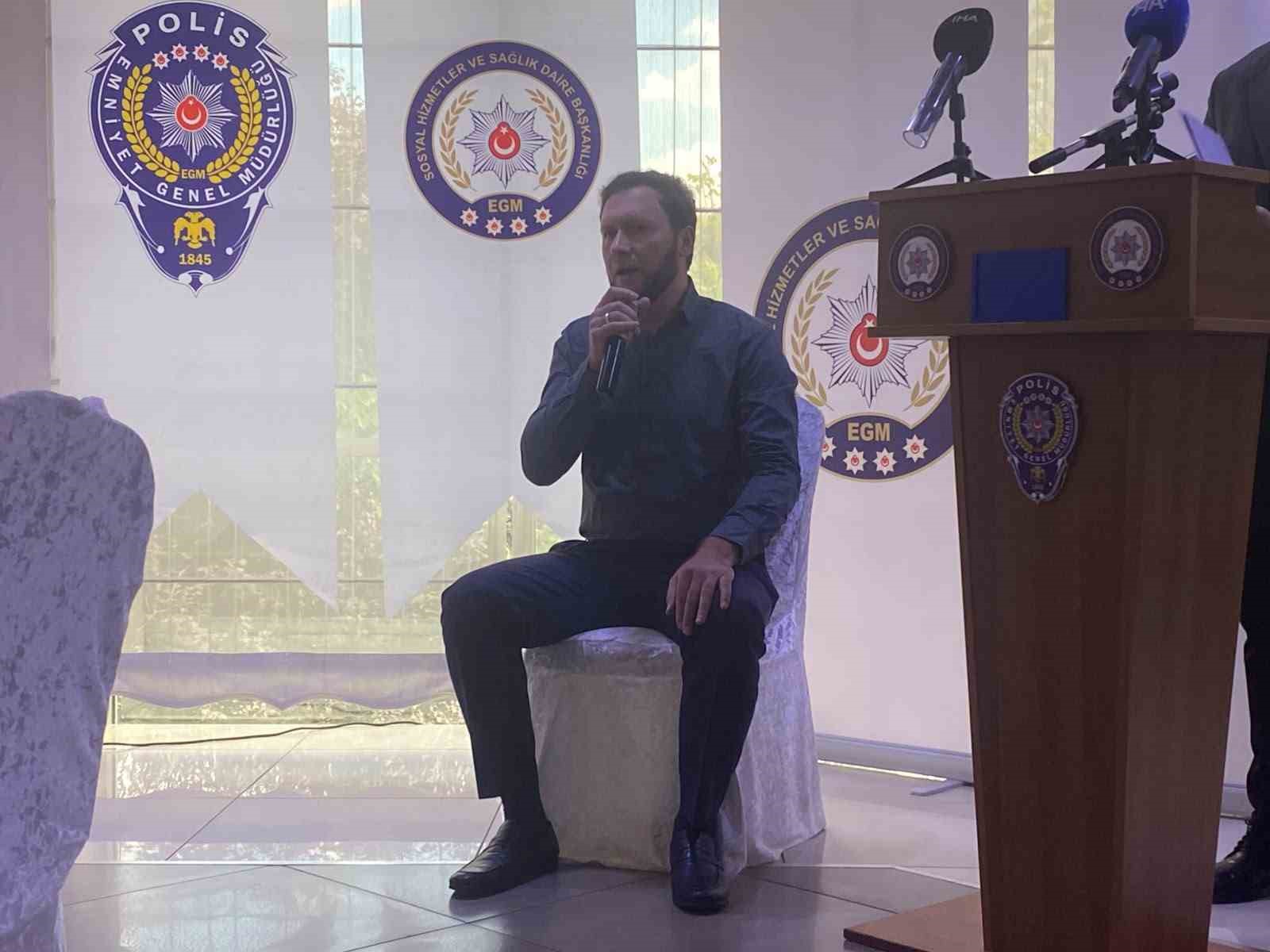 GAZİLER GÜNÜ’NDE EMNİYET’TEN ANLAMLI PROGRAM