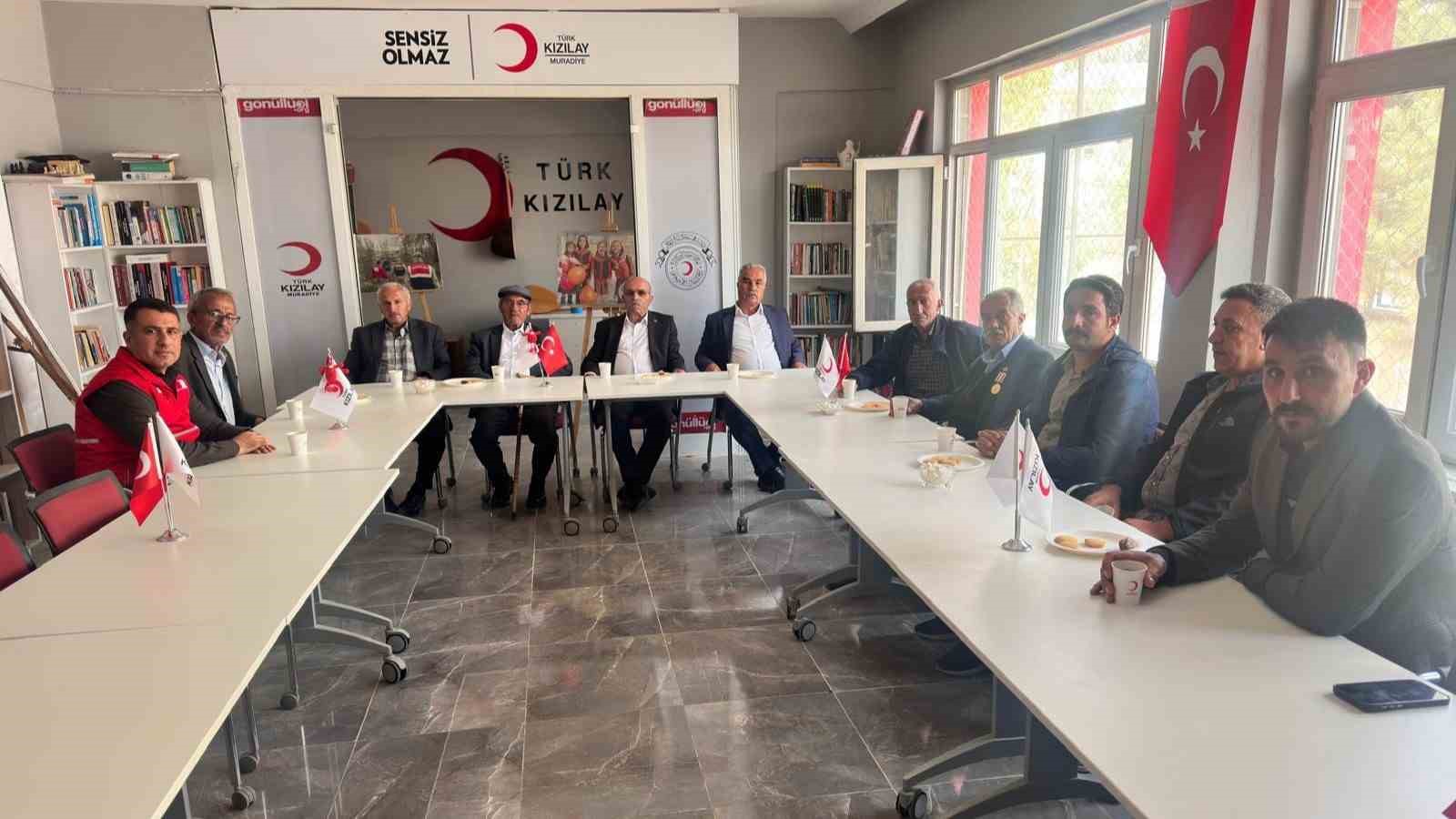 MURADİYE KIZILAY ŞUBESİ GAZİLERİ AĞIRLADI