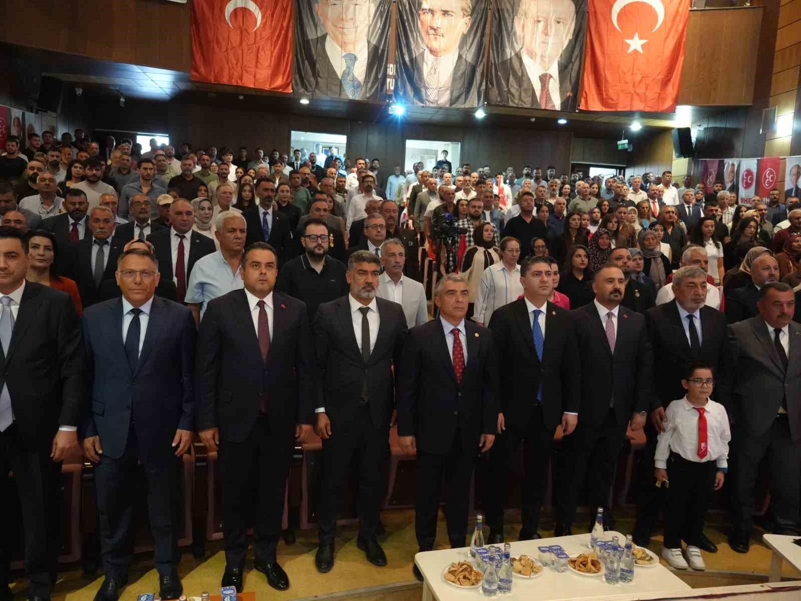 MHP IĞDIR İL BAŞKANLIĞINA MEVCUT BAŞKAN HÜSEYİN ATEŞ YENİDEN SEÇİLDİ