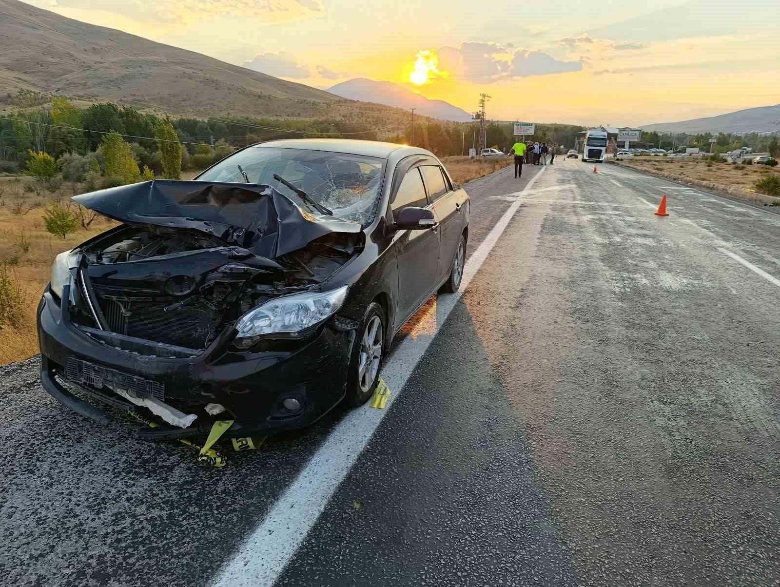 MALATYA’DA OTOMOBİLLE ÇARPIŞAN MOTOSİKLET SÜRÜCÜSÜ HAYATINI KAYBETTİ