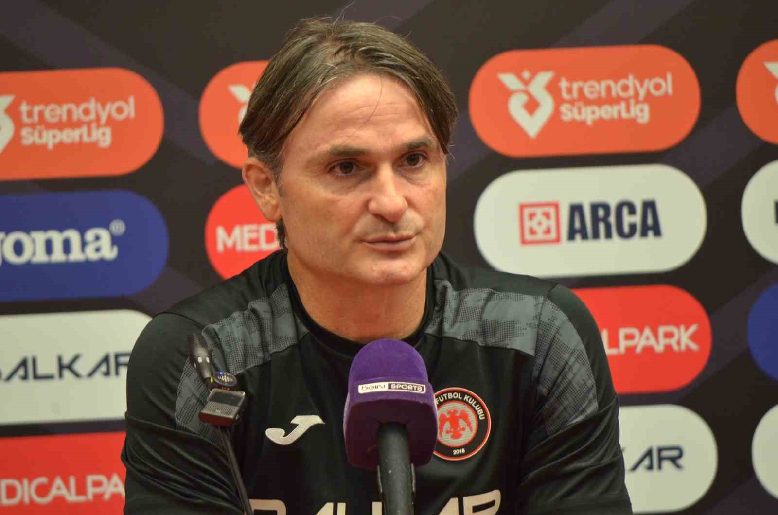 TAMER SİVRİKAYA: "EKSİKLİKLERİMİZİ MİLLİ TAKIM ARASINDA EN İYİ SEVİYEYE GETİRECEĞİZ"
