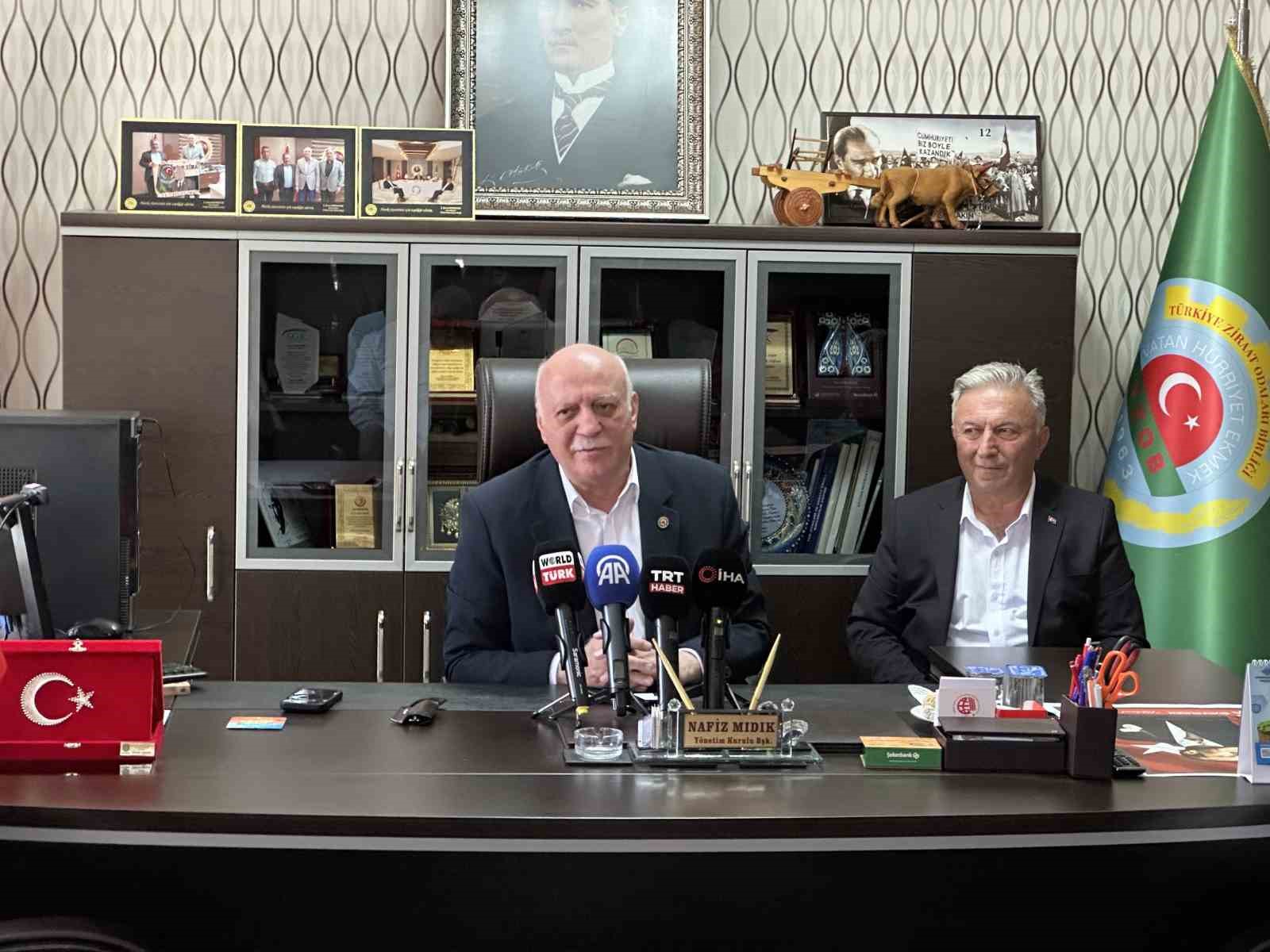 TZOB GENEL BAŞKANI BAYRAKTAR, DOĞAL AFETLERİN TARIMSAL ÜRETİME ETKİLERİNİ ANLATTI