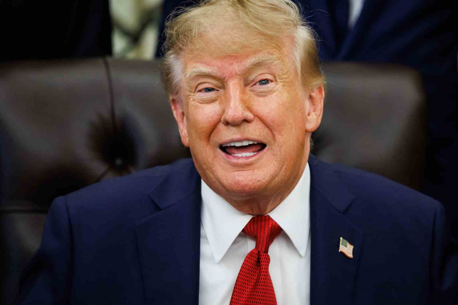 TRUMP: "ABD YAPAY ZEKA KUVVETLERİ’Nİ KURUYORUM"