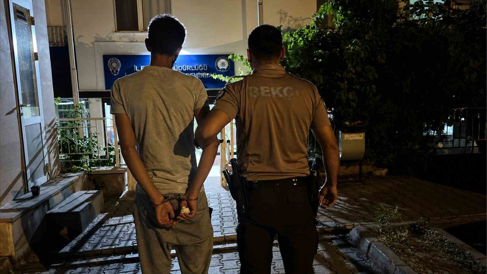 KIRIKKALE’DE HIRSIZLIK SUÇUNDAN ARANAN HÜKÜMLÜ YAKALANDI