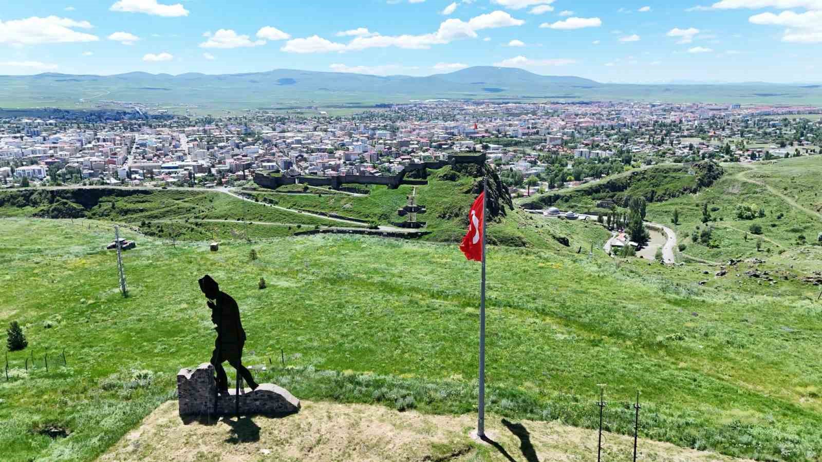 KARS’TA KONUT SATIŞLARI AĞUSTOS’TA BÖLGE İLLERİNİ GERİDE BIRAKTI