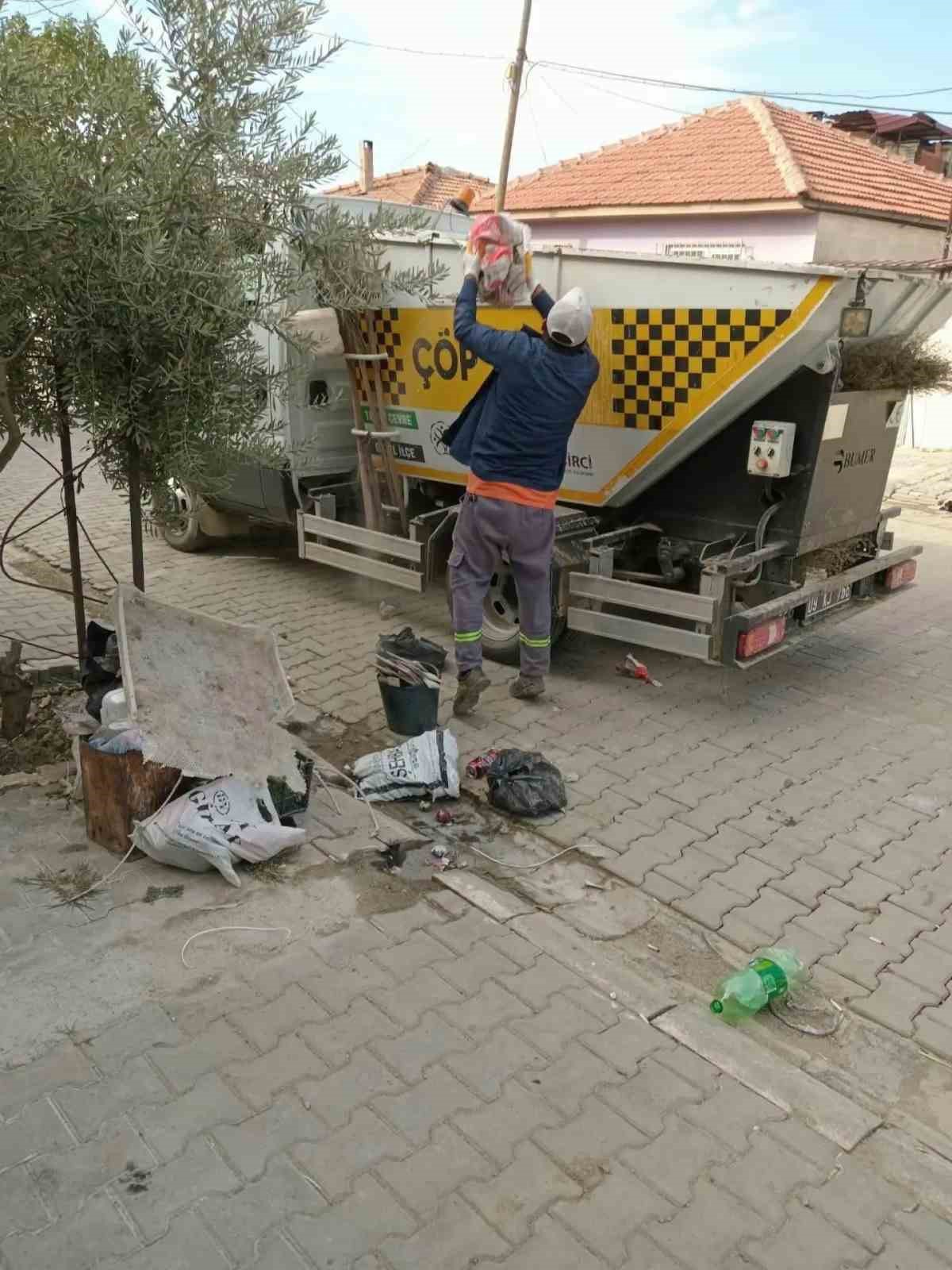 GERMENCİK BELEDİYESİ’NDEN ÇEVRE TEMİZLİĞİ İÇİN VATANDAŞLARA ÇAĞRI