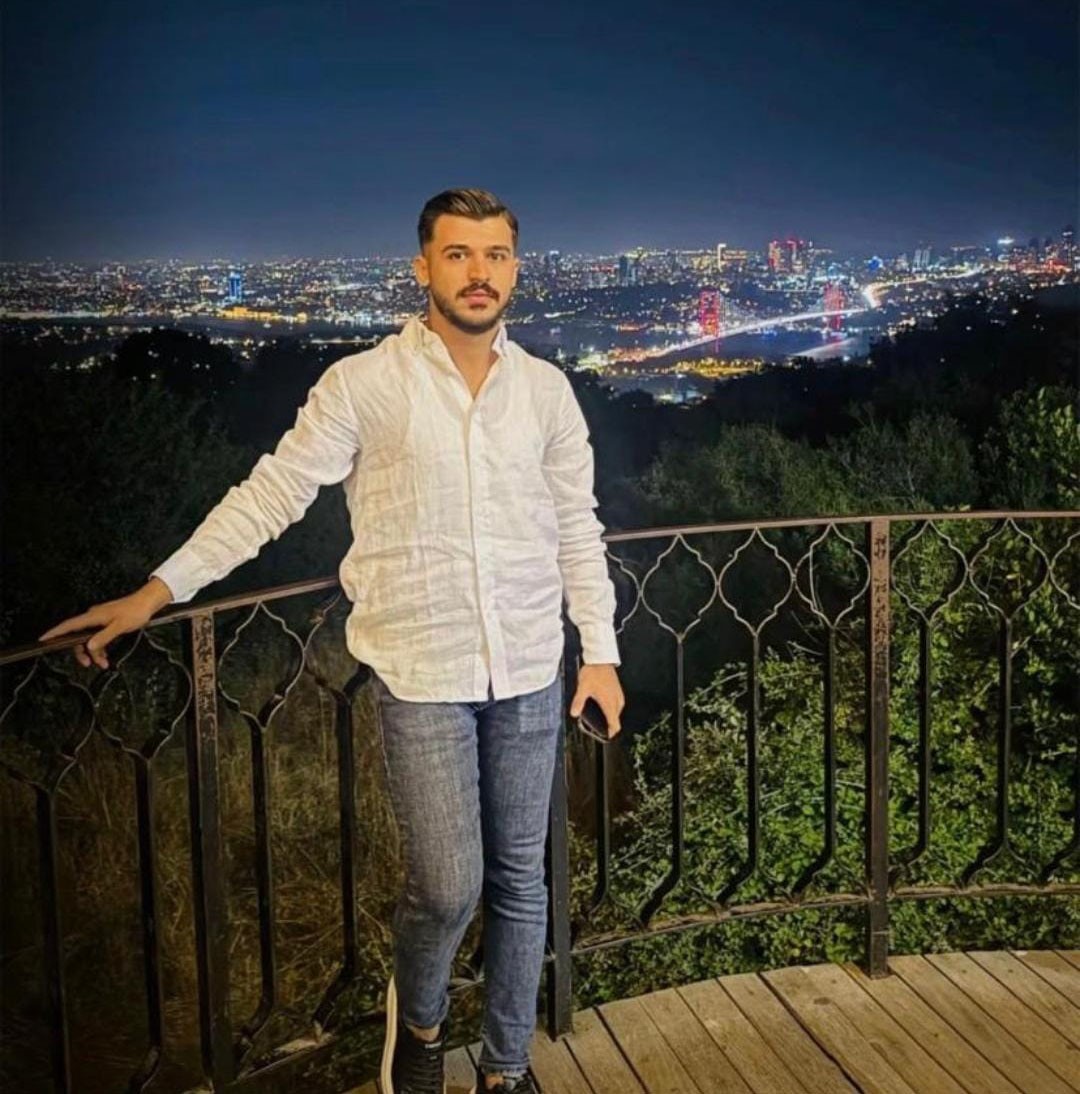 ŞANLIURFA’DA KOYUN SÜRÜSÜNE ÇARPAN OTOMOBİLİN SÜRÜCÜSÜ ÖLDÜ