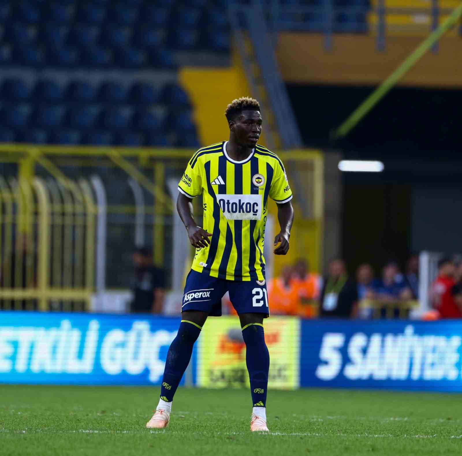 OPPONG, FENERBAHÇE’DE İLK MAÇINA ÇIKTI