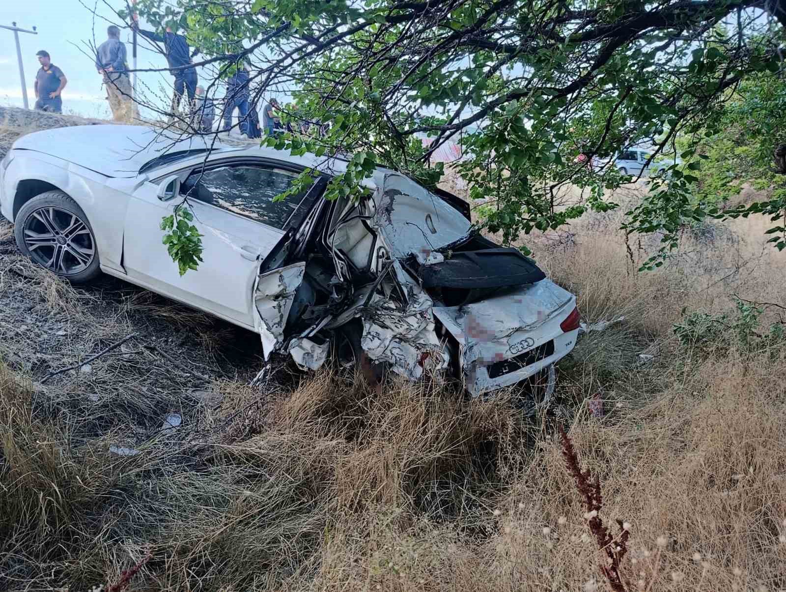 MALATYA’DA 5 KİŞİNİN YARALANDIĞI KAZANIN GÖRÜNTÜLERİ ORTAYA ÇIKTI