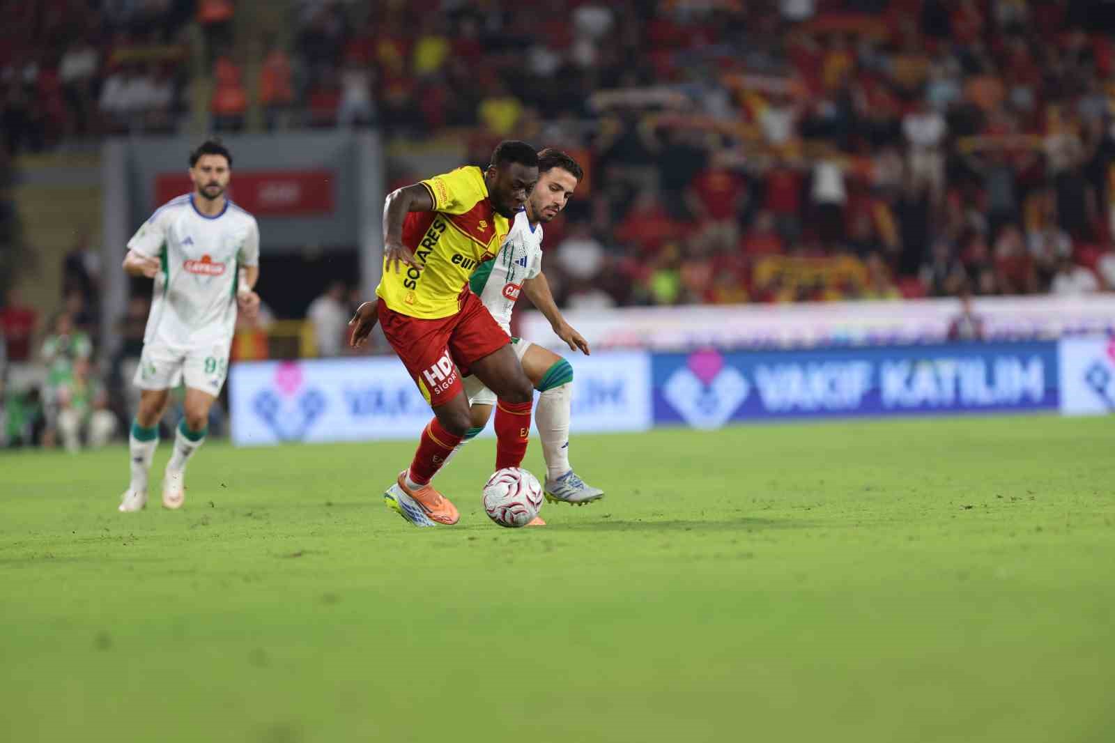 TRENDYOL SÜPER LİG: GÖZTEPE: 1 - ÇAYKUR RİZESPOR: 0 (İLK YARI)
