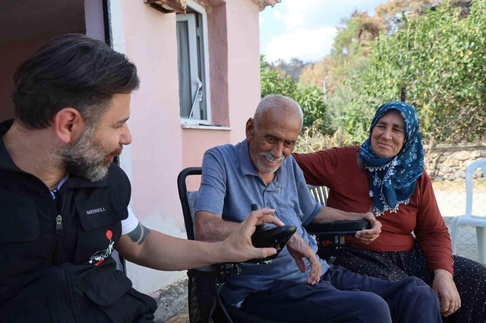 ORMAN YANGININDA TAMAMEN YANAN EVİN EŞYALARI YENİLENDİ