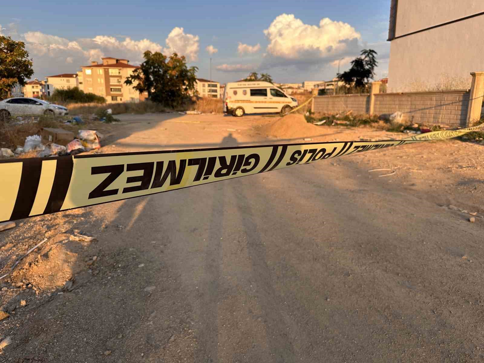 ELAZIĞ’DA SİLAHLI KAVGA: 1 ÖLÜ, 1 YARALI