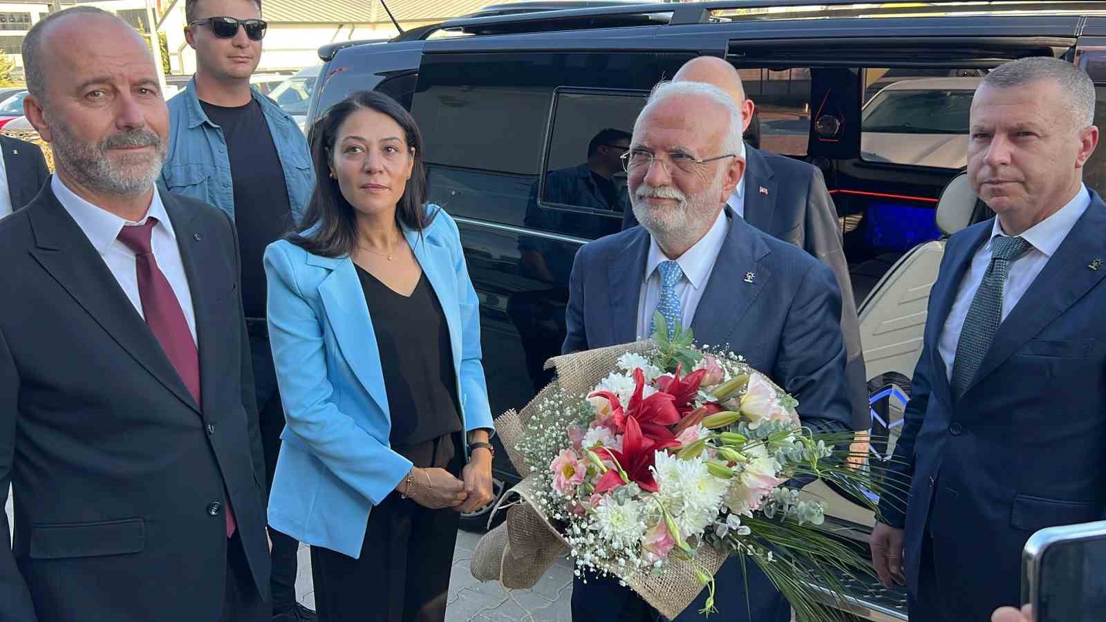 AK PARTİLİ ELİTAŞ "TÜRKİYE YÜZYILI BULUŞMALARI" İÇİN ÇANAKKALE’DE