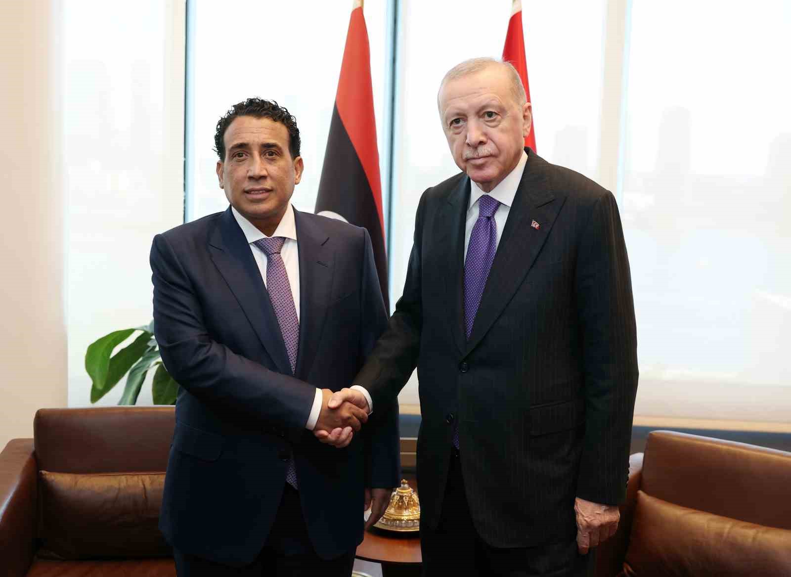 CUMHURBAŞKANI ERDOĞAN, LİBYA BAŞKANLIK KONSEYİ BAŞKANI EL-MENFİ İLE GÖRÜŞTÜ