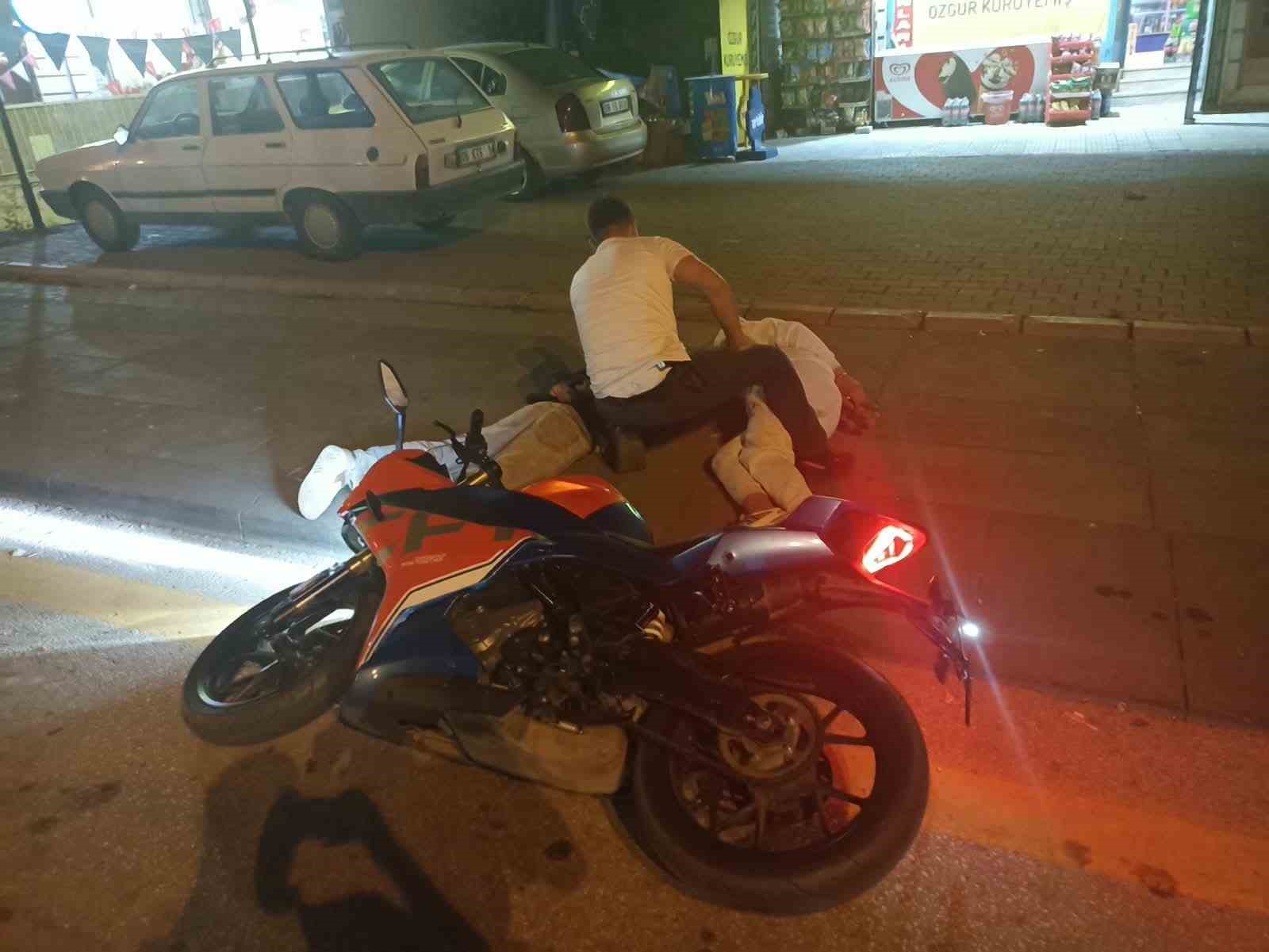 KEÇİÖREN’DE MOTOSİKLET ÇALAN 2 HIRSIZ KAMERADA