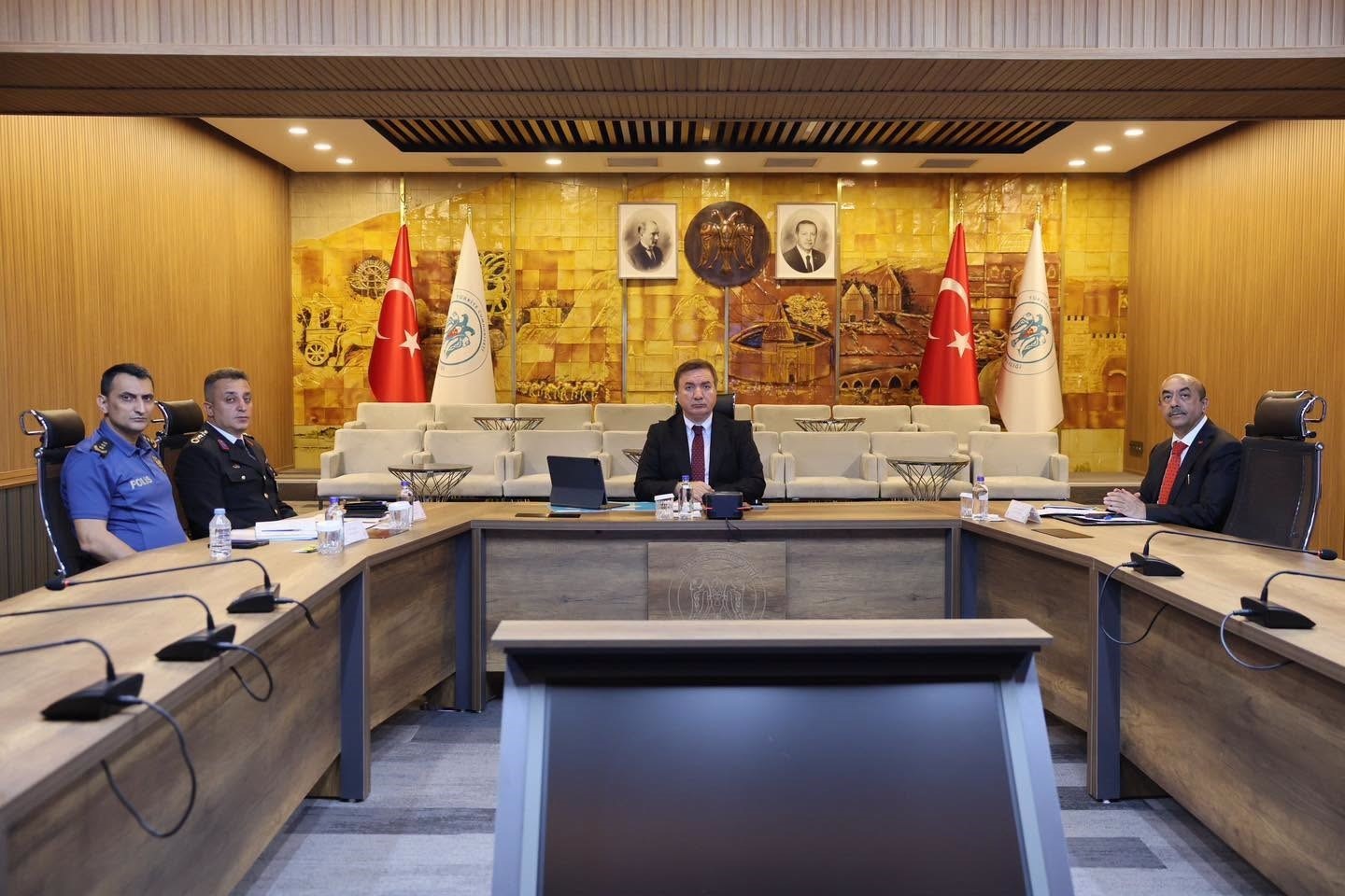 ERZİNCAN’DA "OKUL GÜVENLİĞİ" TOPLANTISI GERÇEKLEŞTİRİLDİ