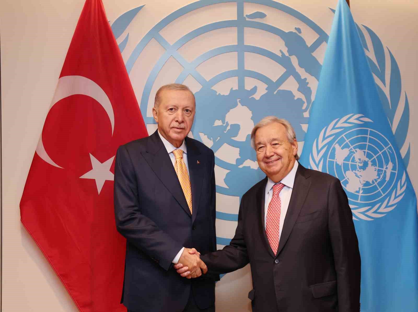 CUMHURBAŞKANI ERDOĞAN, BM GENEL SEKRETERİ GUTERRES İLE GÖRÜŞTÜ