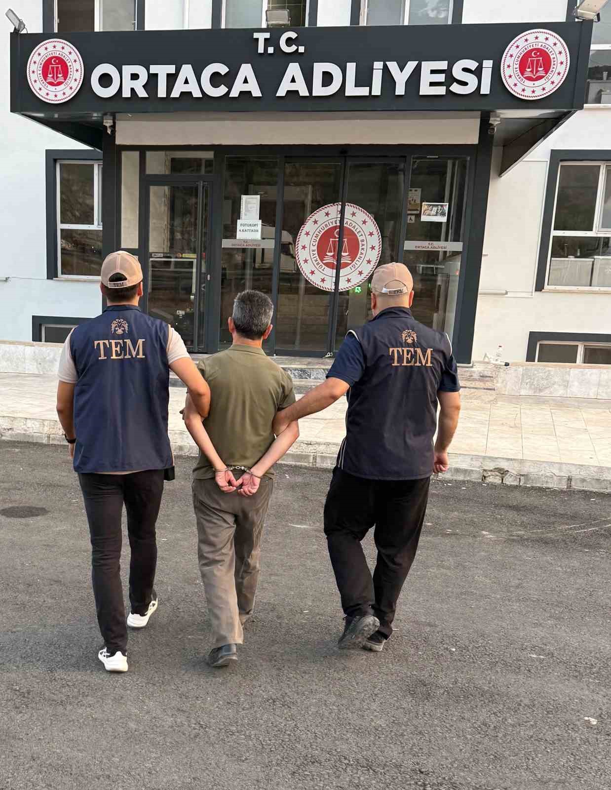 7,5 YIL HAPİS CEZASI BULUNAN VE ARANAN FETÖ ÜYESİ YAKALANDI