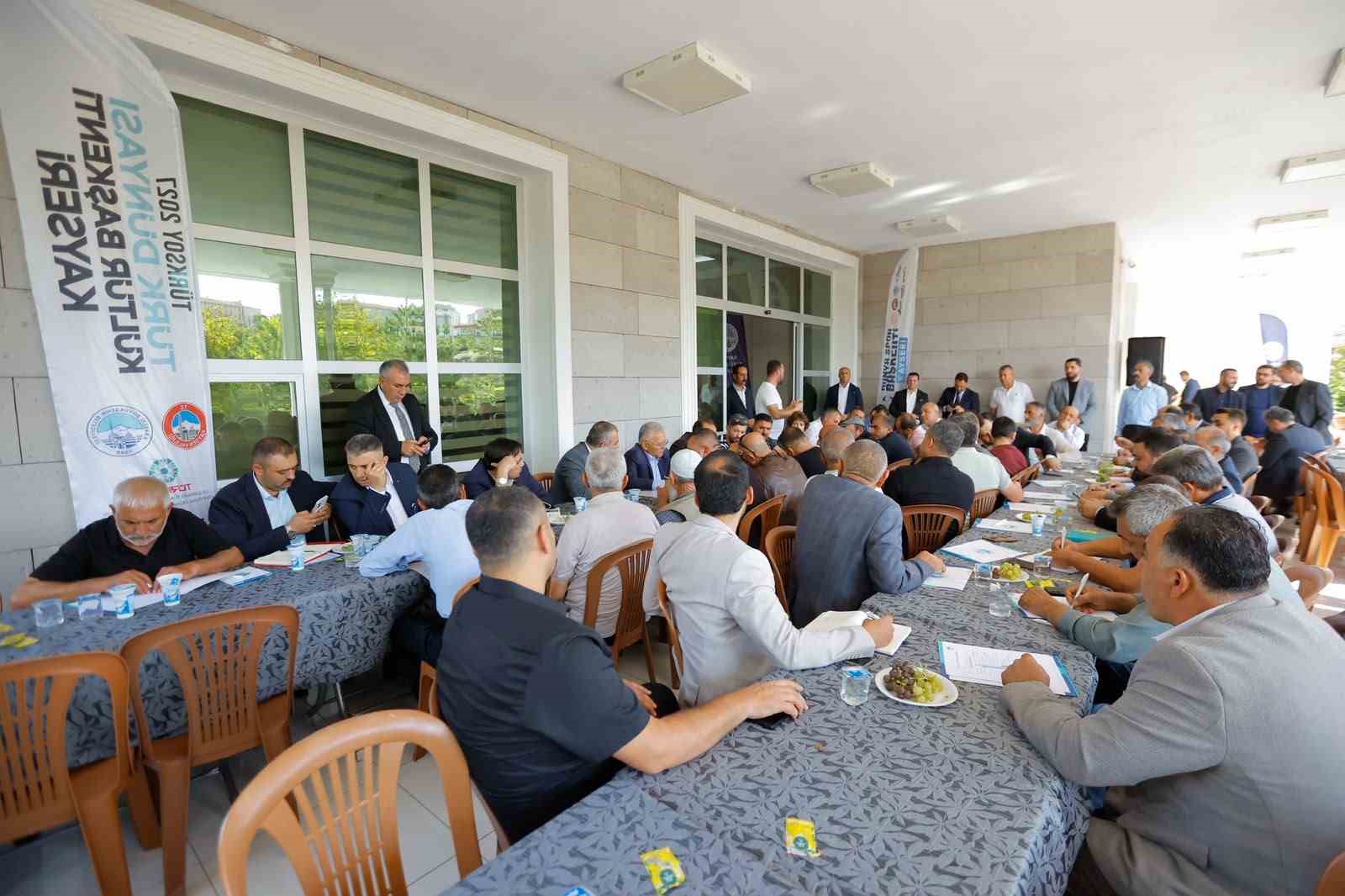 BAŞKAN BÜYÜKKILIÇ’TAN İNCESU VE YEŞİLHİSAR’DA MUHTARLARLA "İSTİŞARE" MESAİSİ