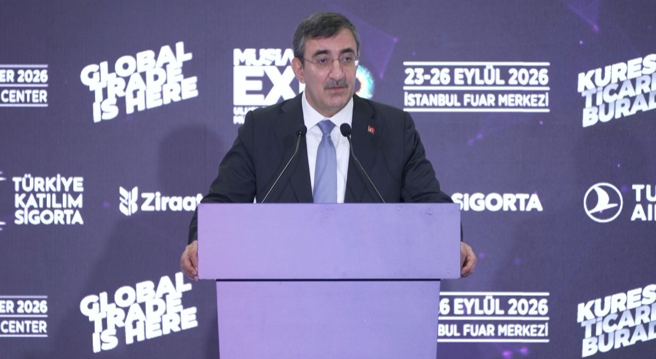 CUMHURBAŞKANI YARDIMCISI YILMAZ: "2029’DA MAL VE HİZMET İHRACATINI 450 MİLYAR DOLARA ULAŞTIRMAYI HEDEFLİYORUZ"