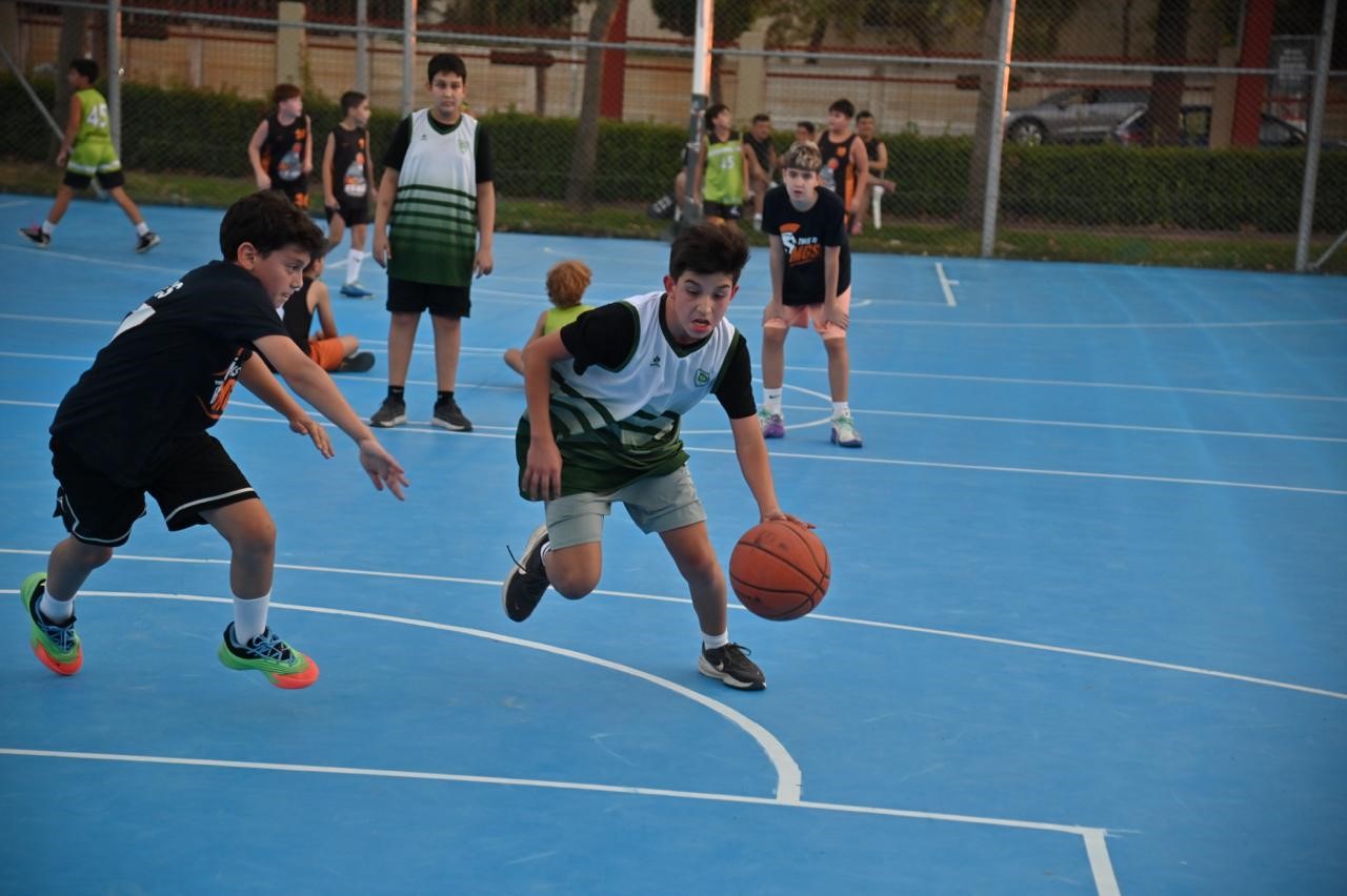 MANİSA’DA BASKETBOL TUTKUSU SAHAYA YANSIDI