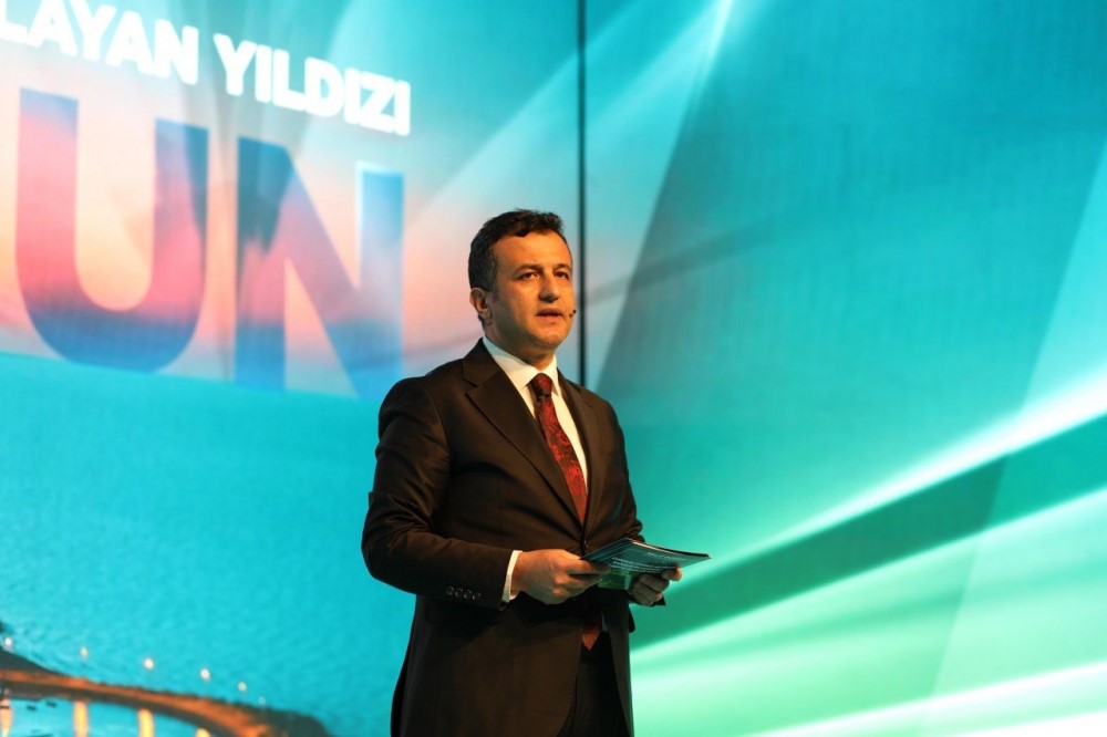 PETEK GENÇ, 176 BİN KİŞİYE HİZMET VERDİ