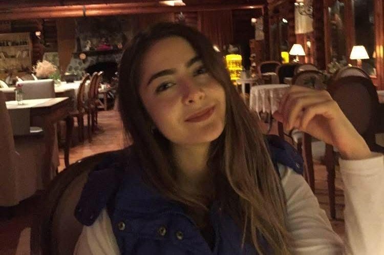 AVUKAT HATİCE KOCAEFE CİNAYETİ DAVASINDA İLK DURUŞMA: 3 SANIĞIN TUTUKLULUĞU SÜRÜYOR