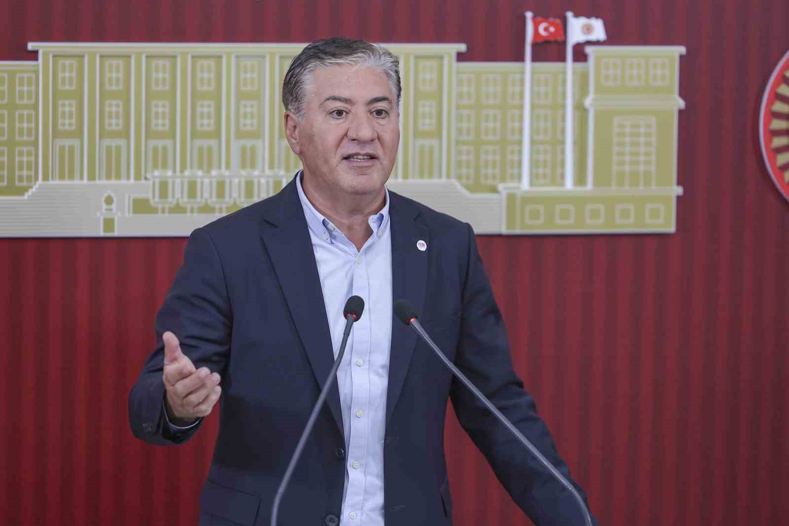YENİ PARTİ GRUP BAŞKANVEKİLİ EMİR: "MANSUR YAVAŞ’IN KARARI KENDİ TAKDİRLERİDİR"