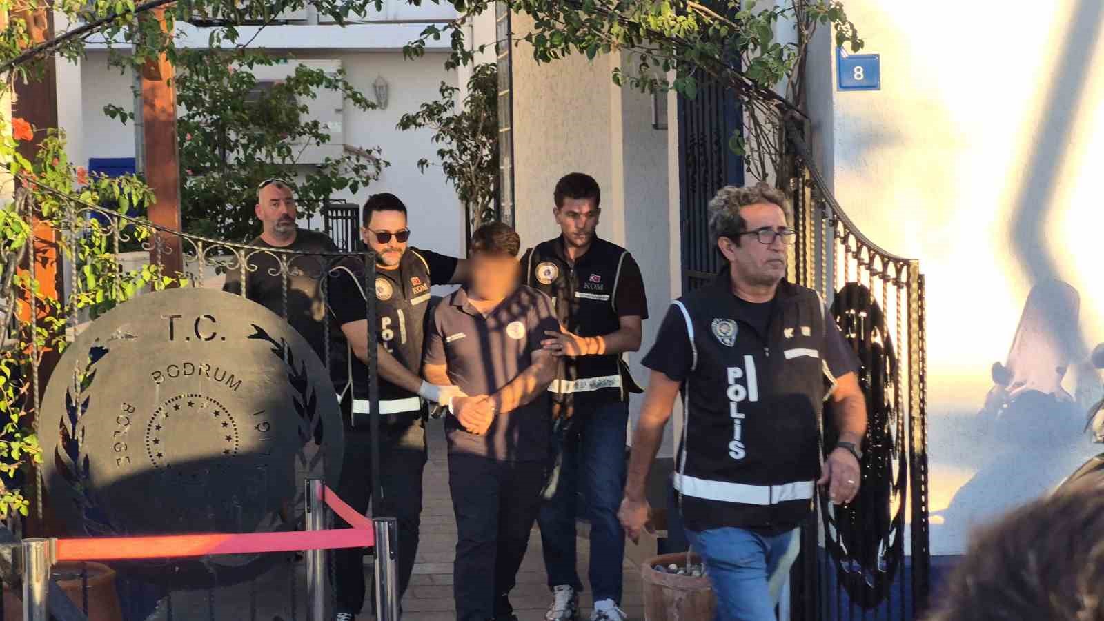 BODRUM BÖLGE LİMAN BAŞKANI RÜŞVET İDDİASIYLA GÖZALTINA ALINDI