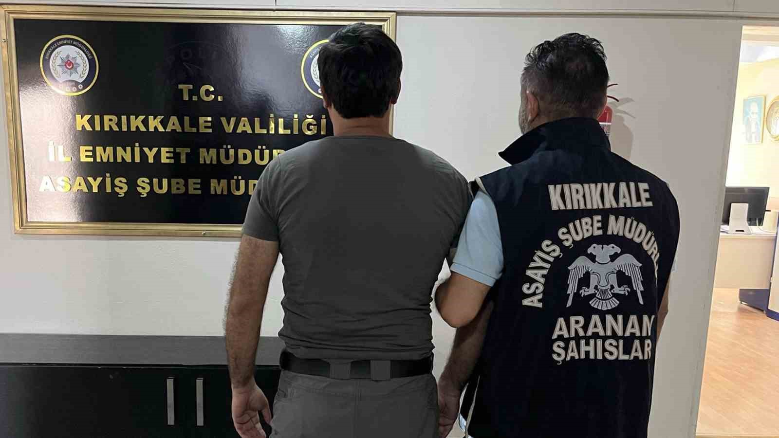 KIRIKKALE’DE 3 FİRARİ HÜKÜMLÜ YAKALANDI
