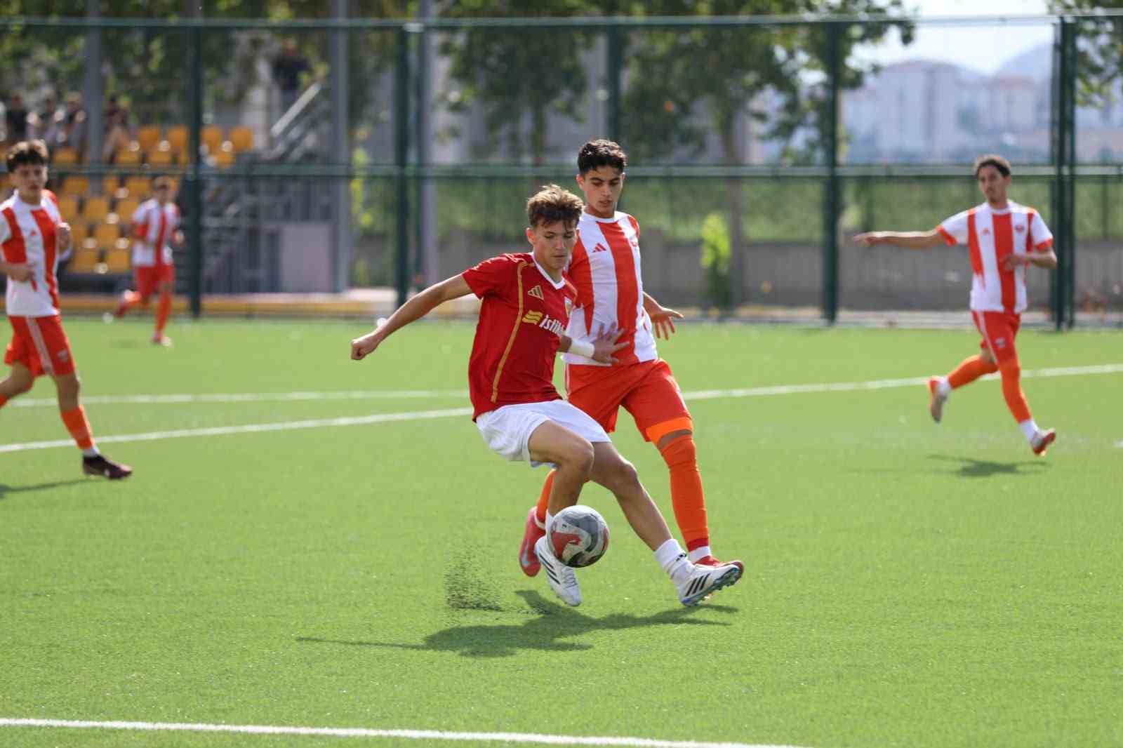 KAYSERİSPOR U-19 SEZONA GALİBİYETLE BAŞLADI