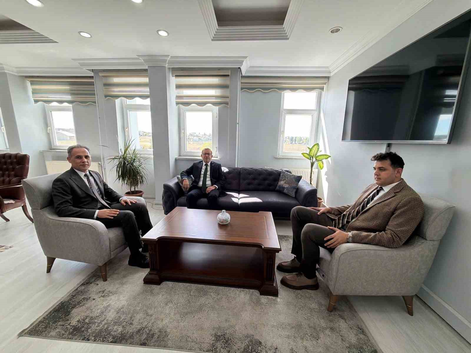 VALİ POLAT, TARIM VE ORMAN MÜDÜRLÜĞÜ’NDE ÇALIŞMALARI DEĞERLENDİRDİ