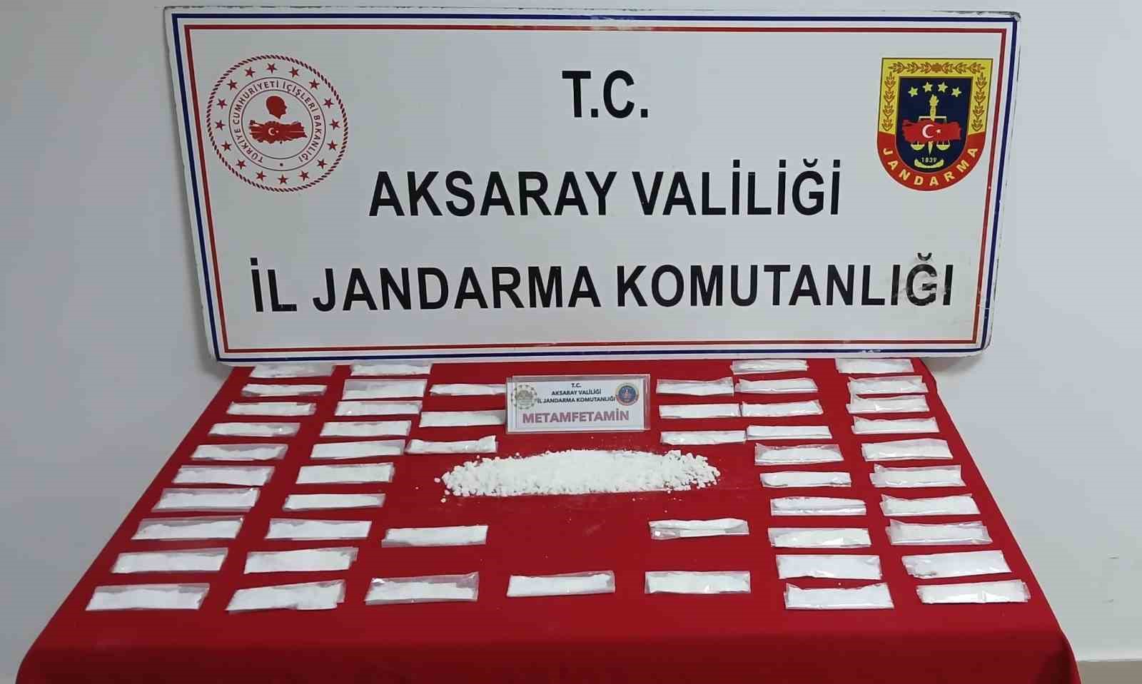KONUMLA UYUŞTURUCU TİCARETİ YAPAN ŞAHIS JANDARMA OPERASYONUYLA YAKALANDI