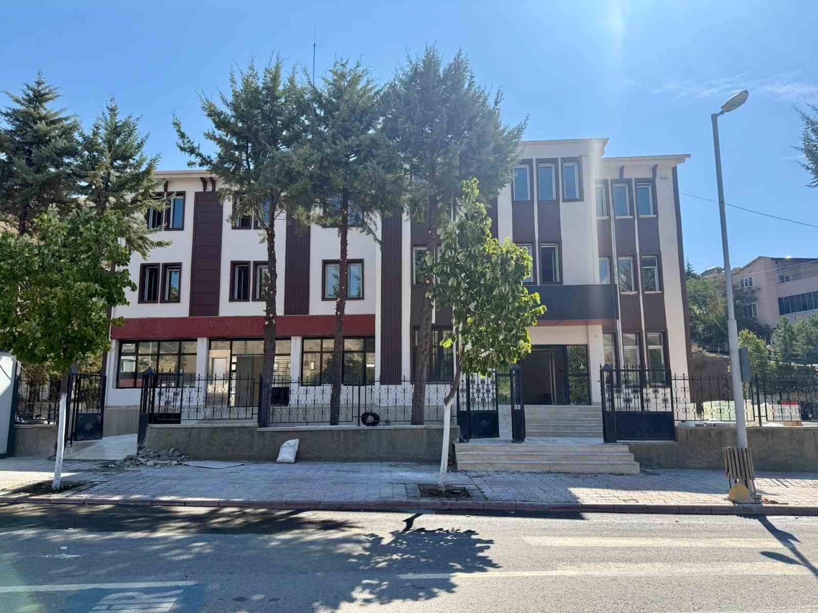 KULUNCAK’TA 50 YATAKLI OTEL PROJESİNDE ÇALIŞMALAR SÜRÜYOR
