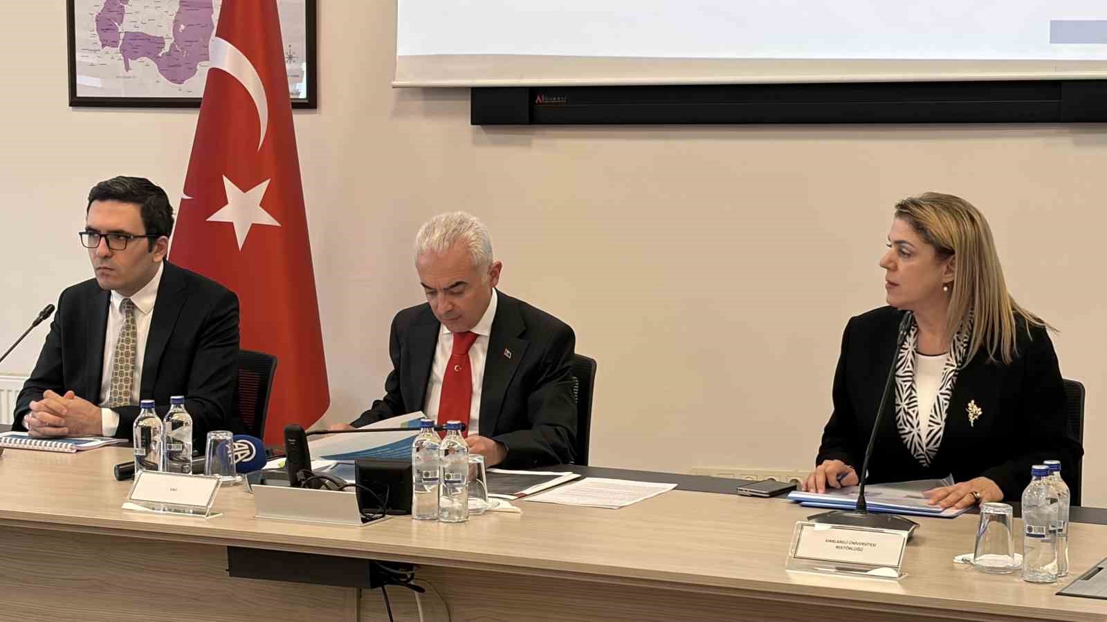 KIRKLARELİ’NDE BAĞIMLILIKLA MÜCADELE İL KURULU TOPLANDI