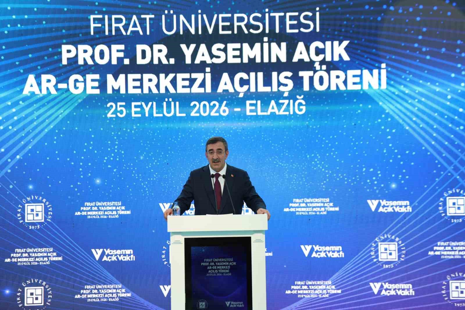 CUMHURBAŞKANI YARDIMCISI YILMAZ: "BÜYÜK BİR ÜLKEYİZ VE İDDİALI HEDEFLERİMİZ VAR"