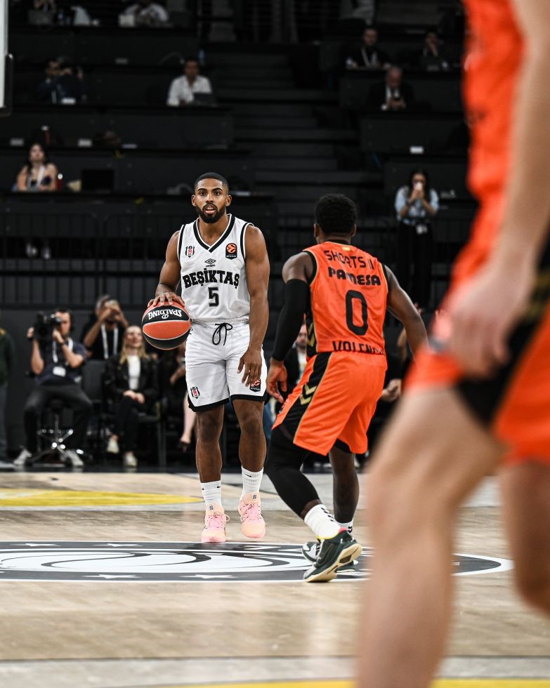 BEŞİKTAŞ, EUROLEAGUE’E MAĞLUBİYETLE BAŞLADI