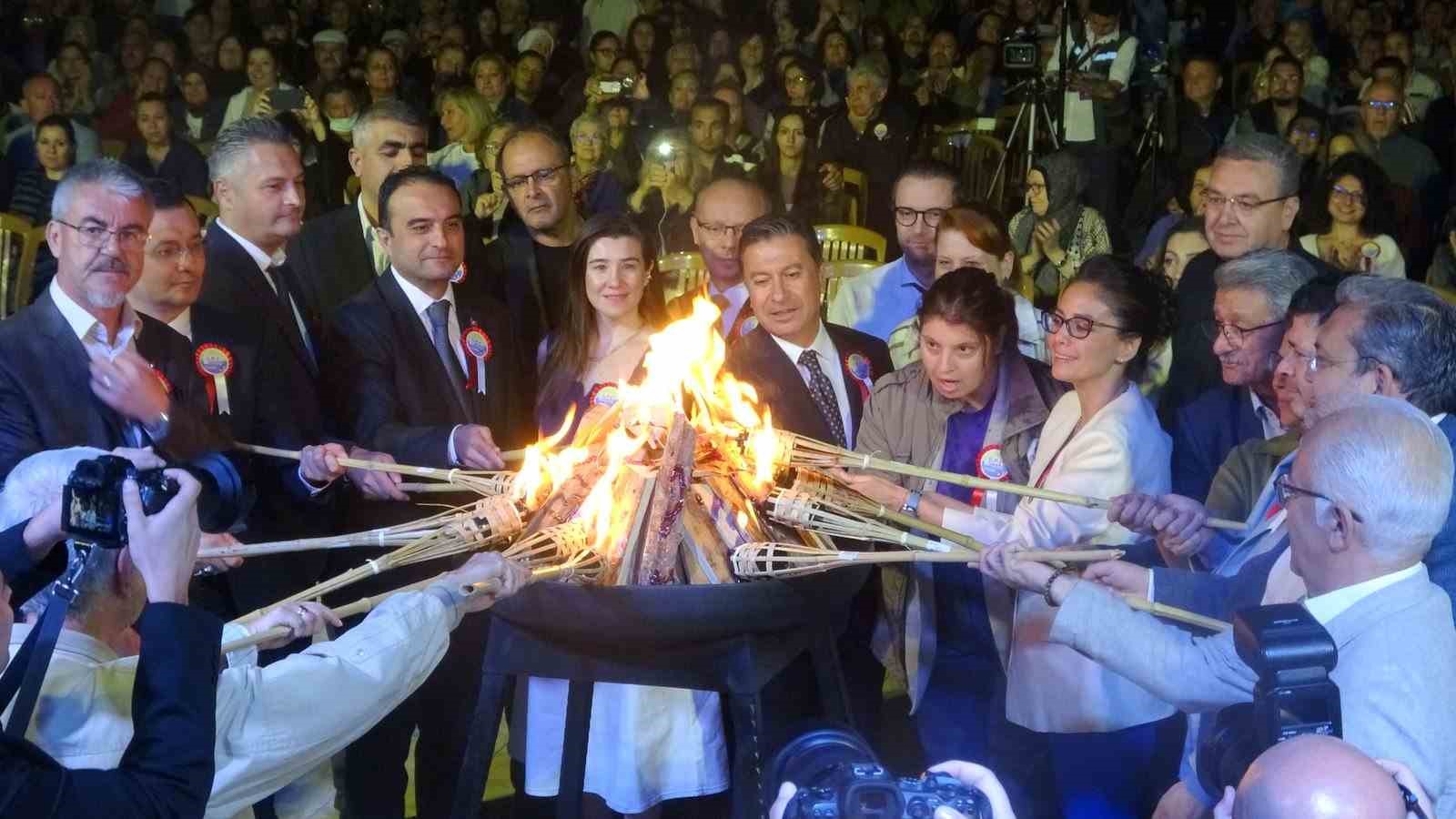 MENTEŞE KÜLTÜR ŞENLİĞİ ŞENLİK ATEŞİYLE BAŞLADI