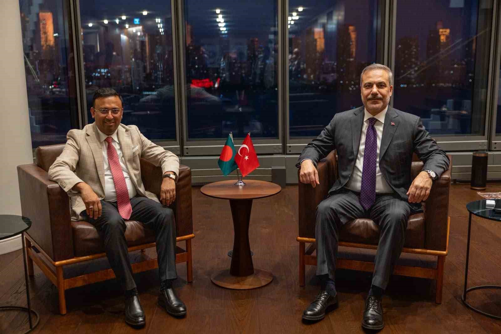 BAKAN FİDAN, BANGLADEŞ DIŞİŞLERİ DEVLET BAKANI KOBİR’İ KABUL ETTİ
