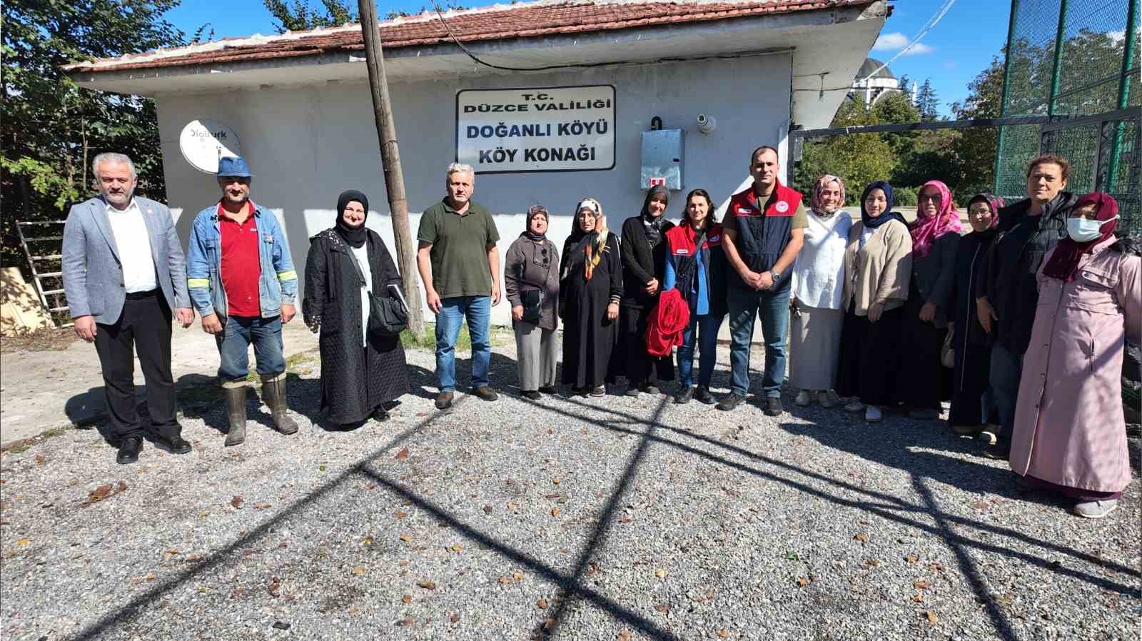 ÇİFTÇİLER BİLGİLENDİRİLDİ