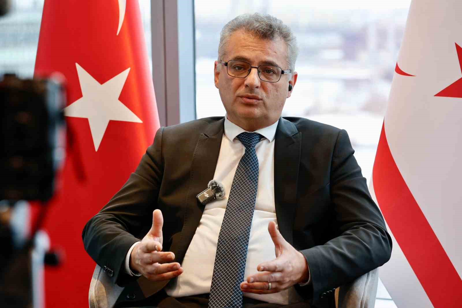KKTC CUMHURBAŞKANI ERHÜRMAN: "RUM TARAFI GÖRÜŞMELERİMİZİ ENGELLEMEK İÇİN BM’YE YAZILI GİRİŞİMDE BULUNDU"