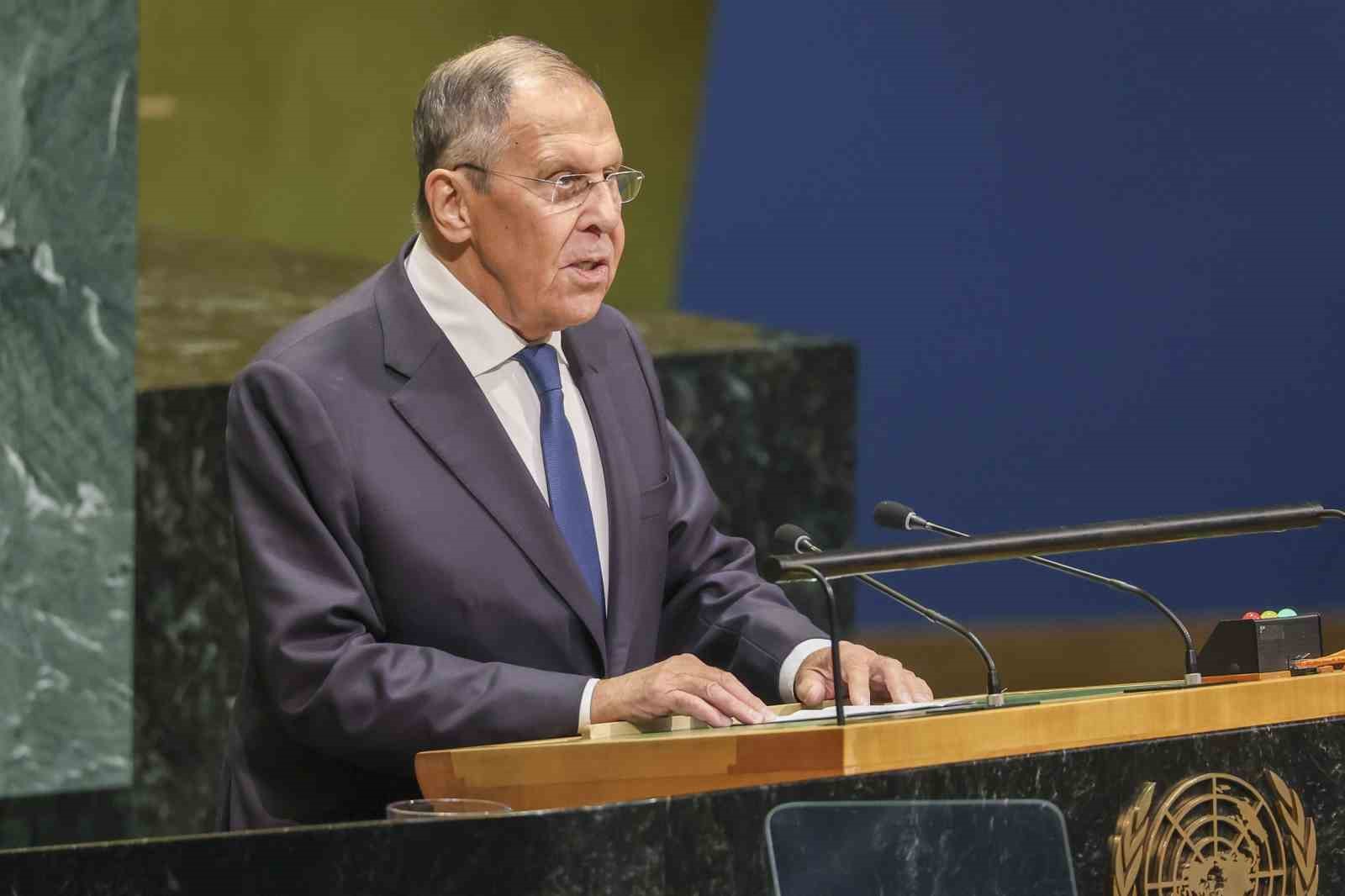 RUSYA DIŞİŞLERİ BAKANI LAVROV: "AVRUPA, BARIŞ GÖRÜŞMELERİNİ ENGELLEMEK İÇİN ELİNDEN GELENİ YAPIYOR"