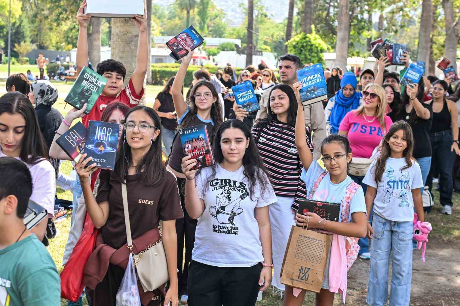 KÜLTÜRPARK’TA KİTAP VE YAZAR BULUŞMALARI SÜRÜYOR