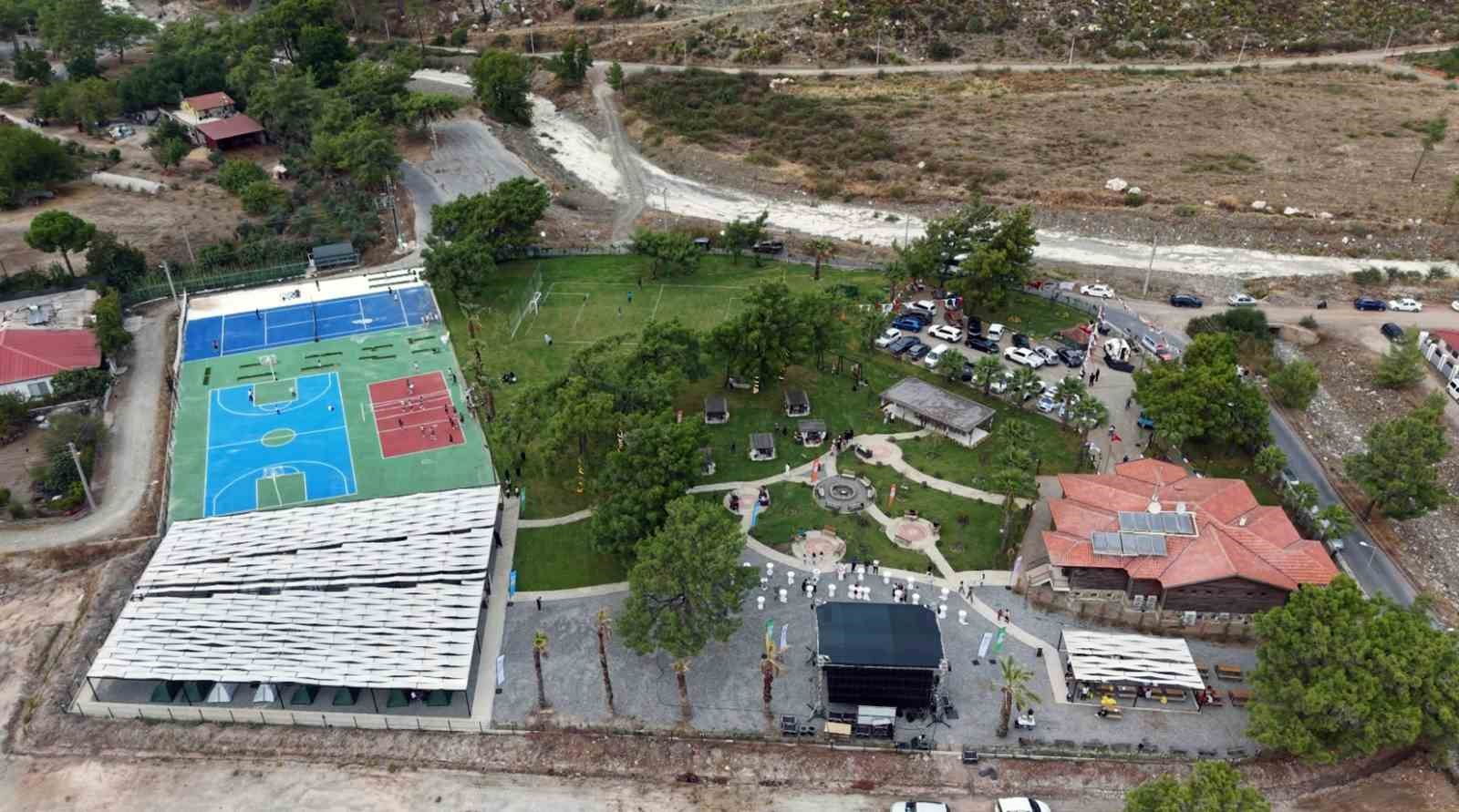 ASPARAN KAMP VE SPOR TESİSLERİ HİZMETE AÇILDI
