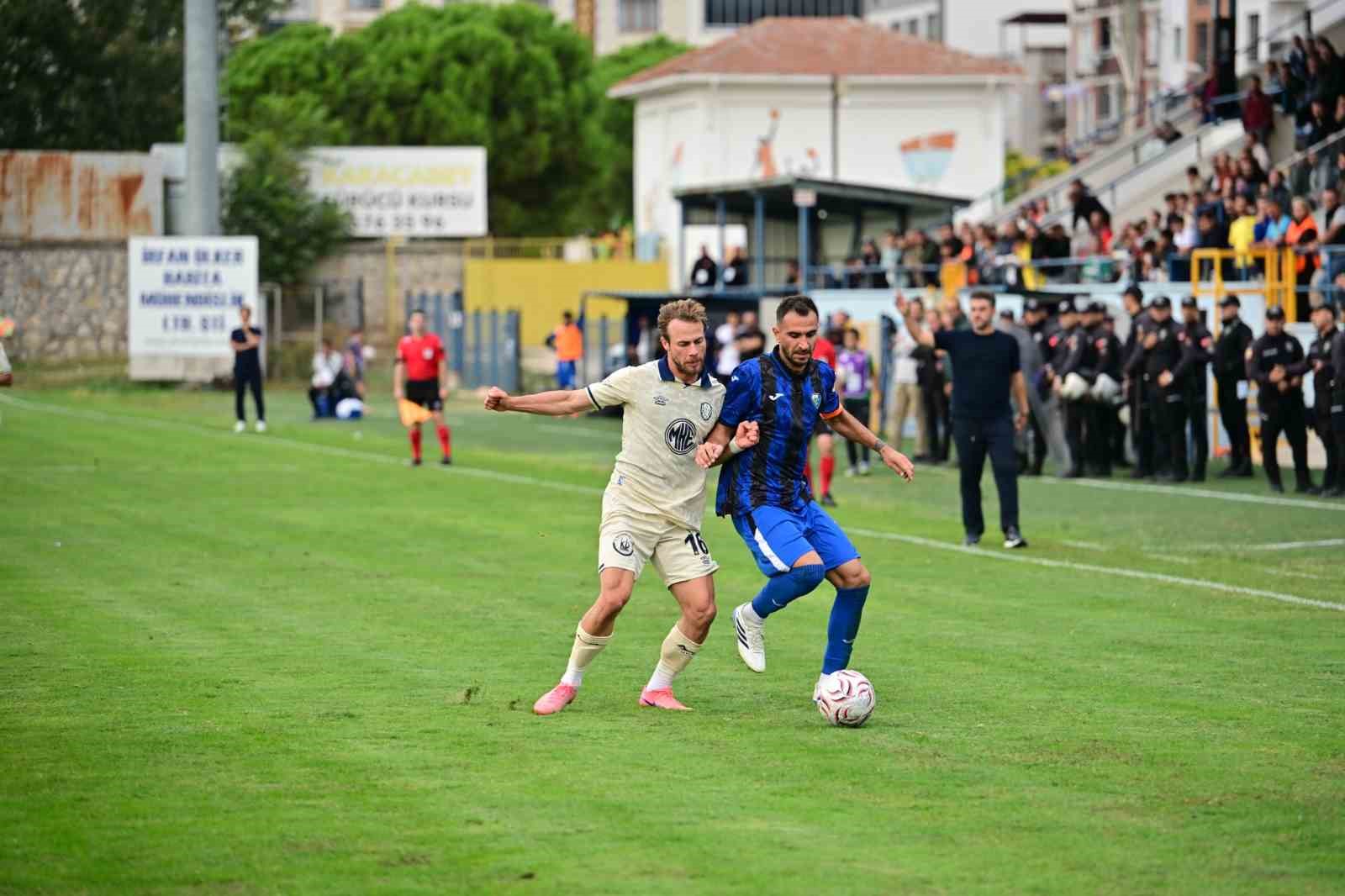 TFF 2. LİG: KARACABEY BELEDİYESPOR: 1 - MKE ANKARAGÜCÜ: 4