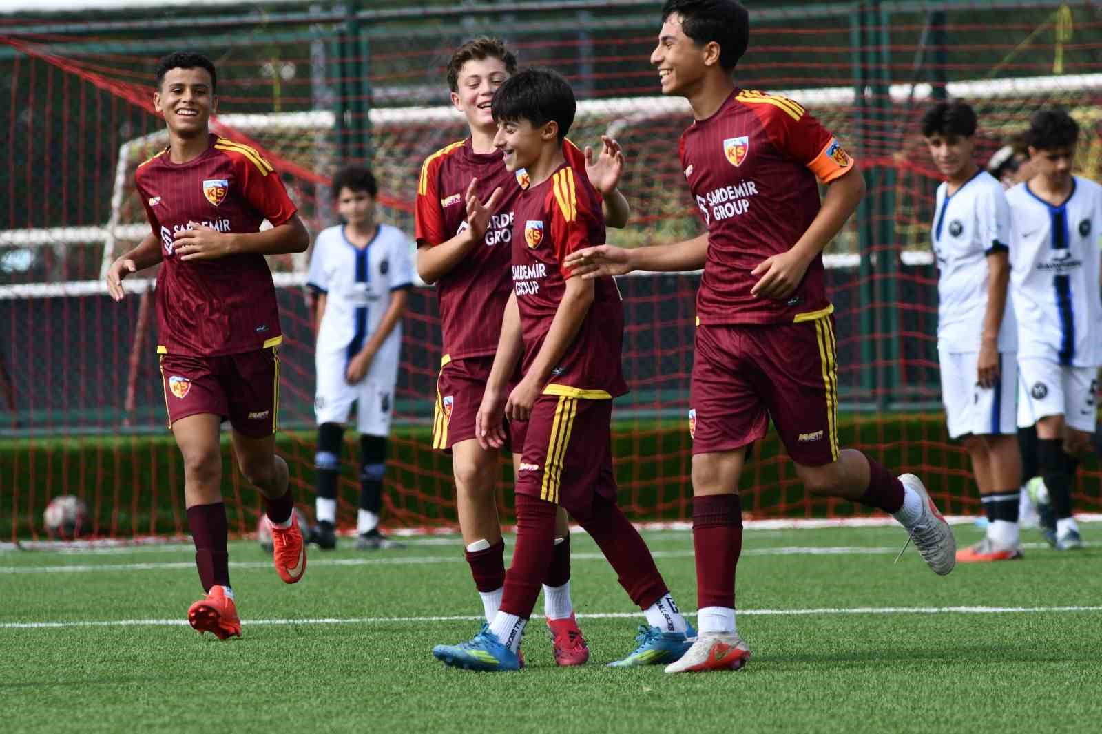 KAYSERİSPOR U14 TAKIMI 2’DE 2 YAPTI