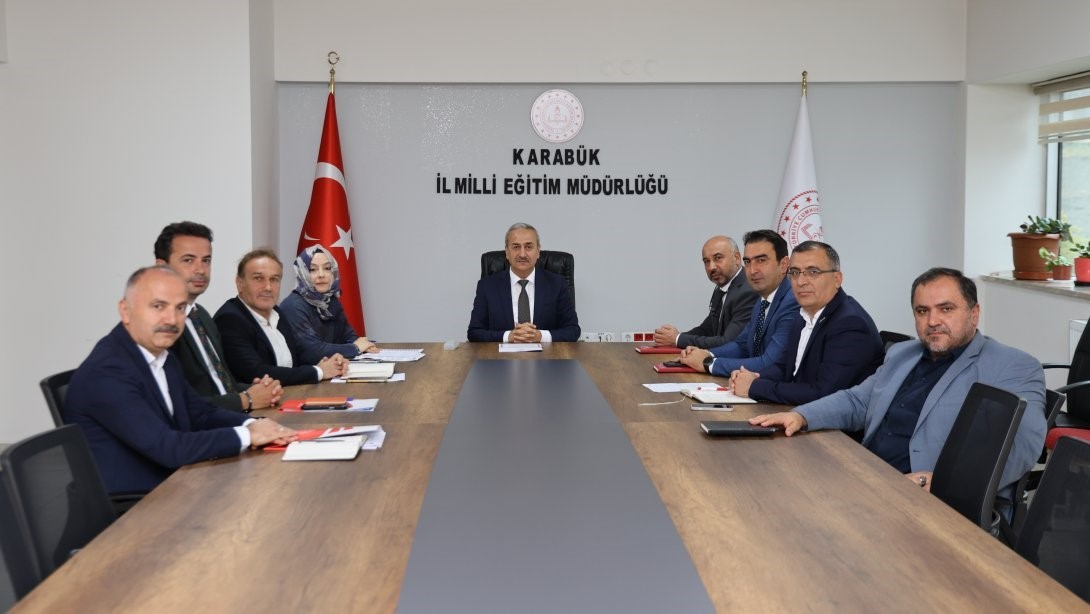 YENİ EĞİTİM-ÖĞRETİM YILININ İLK HAFTASI DEĞERLENDİRİLDİ